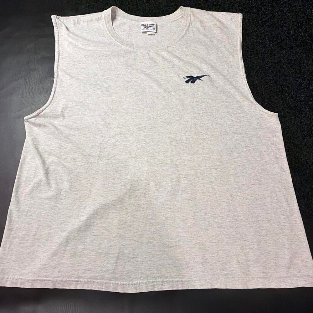 Reebok Men's Grey Vest